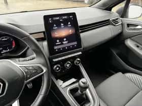 Renault Clio (2024) thumbnail 10