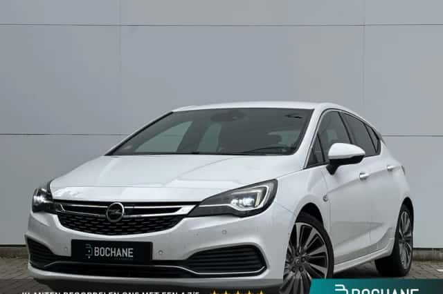 Opel Astra (2019) thumbnail 1