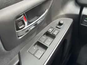 Suzuki S-Cross (2024) thumbnail 29