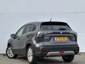 Suzuki S-Cross (2024) thumbnail 6