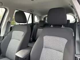 Suzuki S-Cross (2024) thumbnail 7
