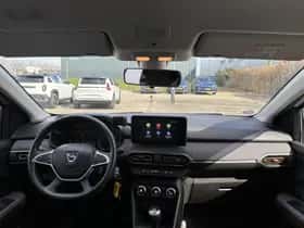 Dacia Sandero Stepway (2021) thumbnail 3