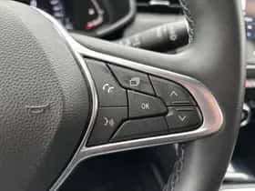 Renault Clio (2021) thumbnail 16