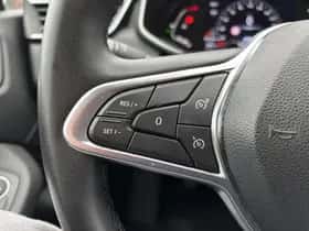 Renault Clio (2021) thumbnail 23
