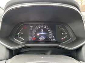 Renault Clio (2021) thumbnail 4