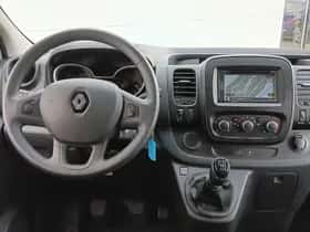 Renault Trafic (2021) thumbnail 3