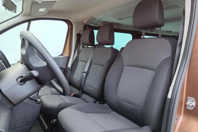 Renault Trafic (2021) thumbnail 5