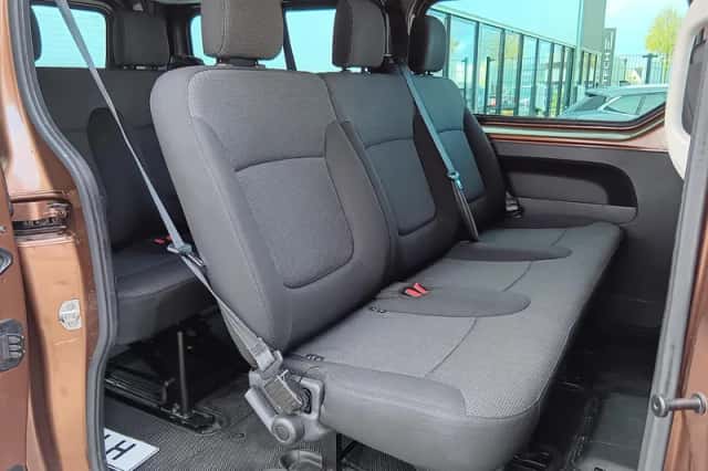 Renault Trafic (2021) thumbnail 6