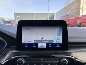 Ford Kuga (2023) thumbnail 16