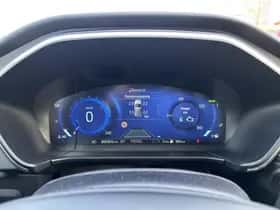 Ford Kuga (2023) thumbnail 3