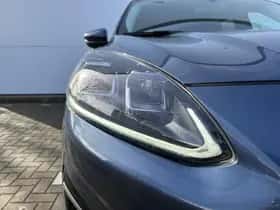 Ford Kuga (2023) thumbnail 8