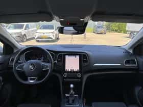 Renault Mégane (2023) thumbnail 3