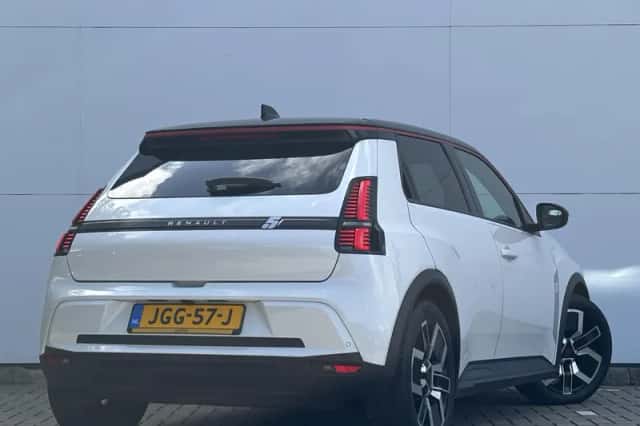 Renault 5 (2025) thumbnail 2