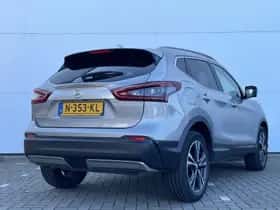 Nissan Qashqai (2021) thumbnail 2