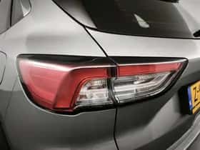 Ford Kuga (2024) thumbnail 37
