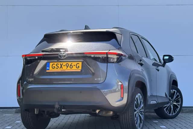 Toyota Yaris Cross (2024) thumbnail 2