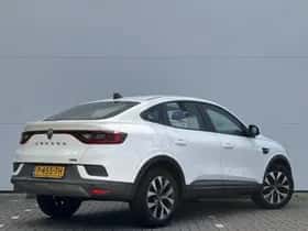 Renault Arkana (2022) thumbnail 2