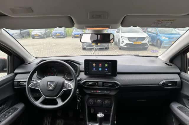 Dacia Jogger (2022) thumbnail 3