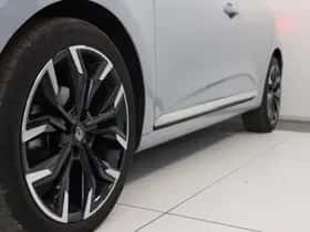 Renault Clio (2024) thumbnail 16