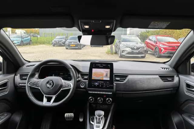 Renault Arkana (2024) thumbnail 3