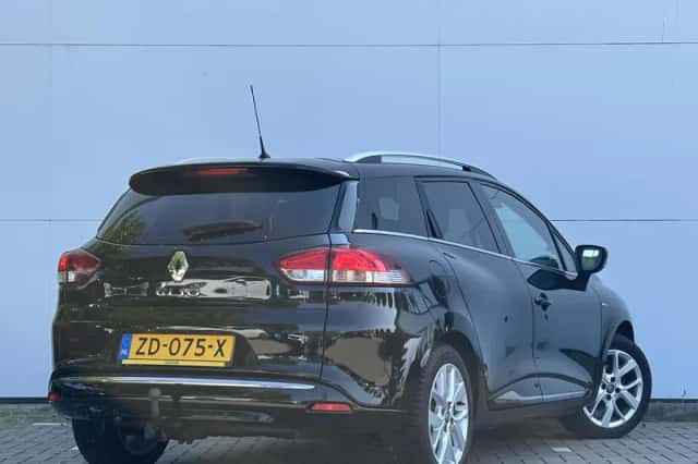 Renault Clio (2019) thumbnail 2