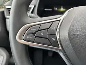 Renault Clio (2024) thumbnail 19