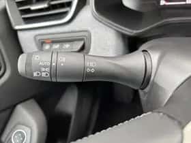 Renault Clio (2024) thumbnail 25