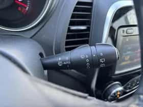 Renault Captur (2018) thumbnail 21