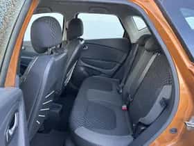 Renault Captur (2018) thumbnail 8