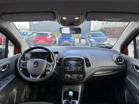 Renault Captur (2018) thumbnail 3
