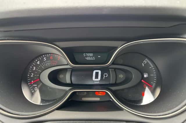 Renault Captur (2017) thumbnail 4