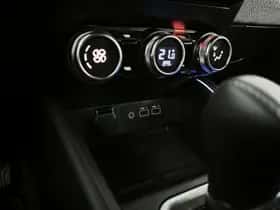 Renault Clio (2024) thumbnail 29