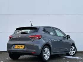 Renault Clio (2021) thumbnail 2