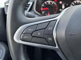 Renault Clio (2021) thumbnail 17