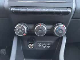 Renault Clio (2021) thumbnail 10