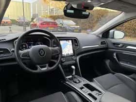 Renault Mégane (2023) thumbnail 8
