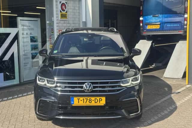 Volkswagen Tiguan (2023) thumbnail 6