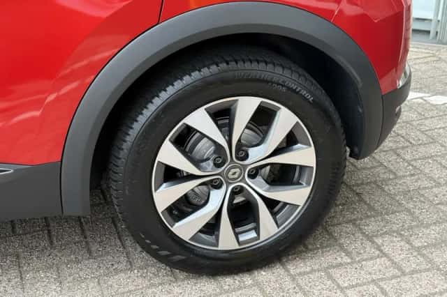 Renault Captur (2020) thumbnail 3