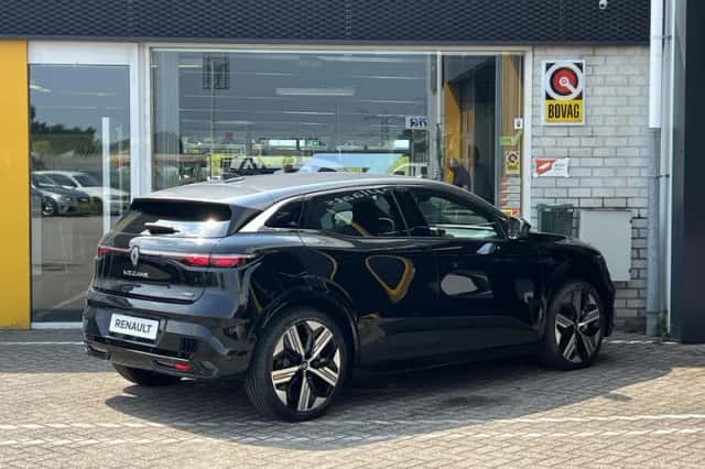Renault Mégane E-Tech (2025) thumbnail 5
