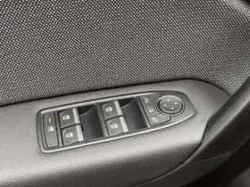 Renault Captur (2025) thumbnail 17