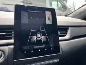 Renault Captur (2024) thumbnail 33