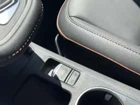 Renault Captur (2024) thumbnail 37
