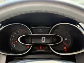 Renault Clio (2021) thumbnail 3
