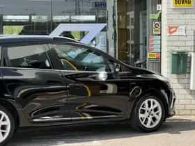 Renault Clio (2021) thumbnail 5