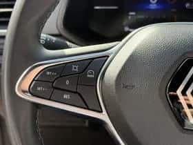 Renault Captur (2024) thumbnail 16