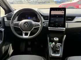 Renault Captur (2024) thumbnail 3
