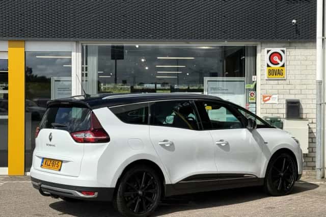 Renault Grand Scénic (2019) thumbnail 2