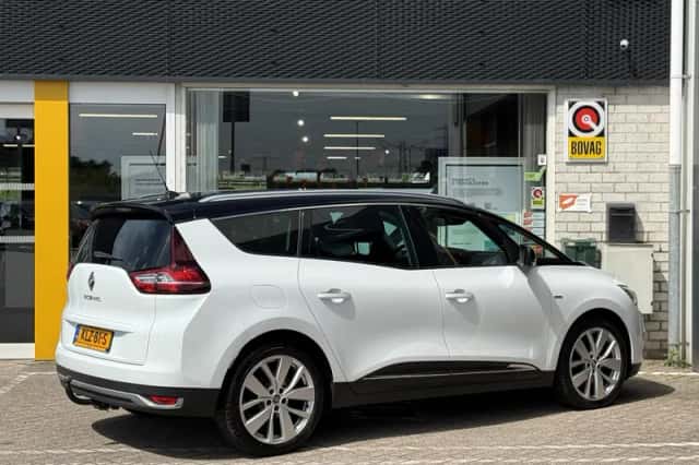 Renault Grand Scénic (2019) thumbnail 2