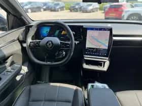 Renault Mégane E-Tech (2025) thumbnail 2
