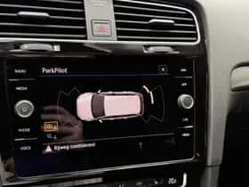 Volkswagen Golf (2018) thumbnail 12